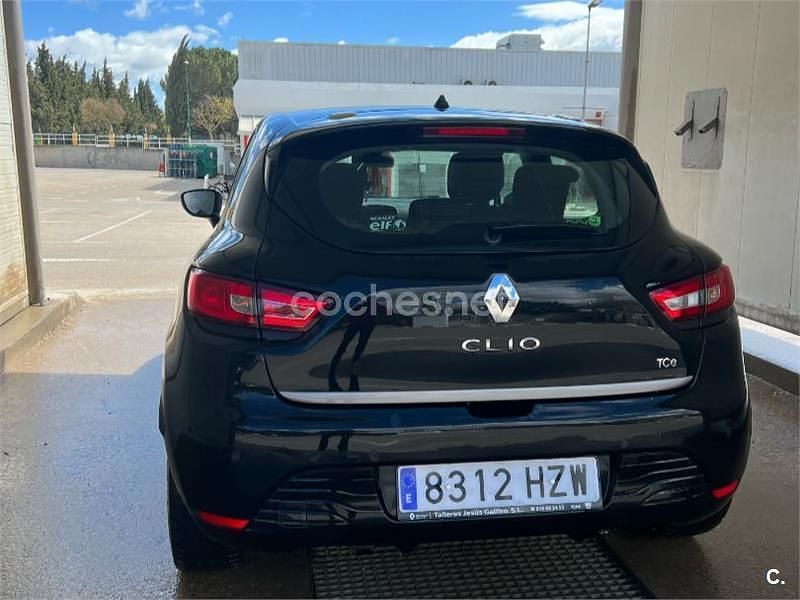 Usado Renault Clio IV 90 CV (66 kW) 2014 Negro Berlina