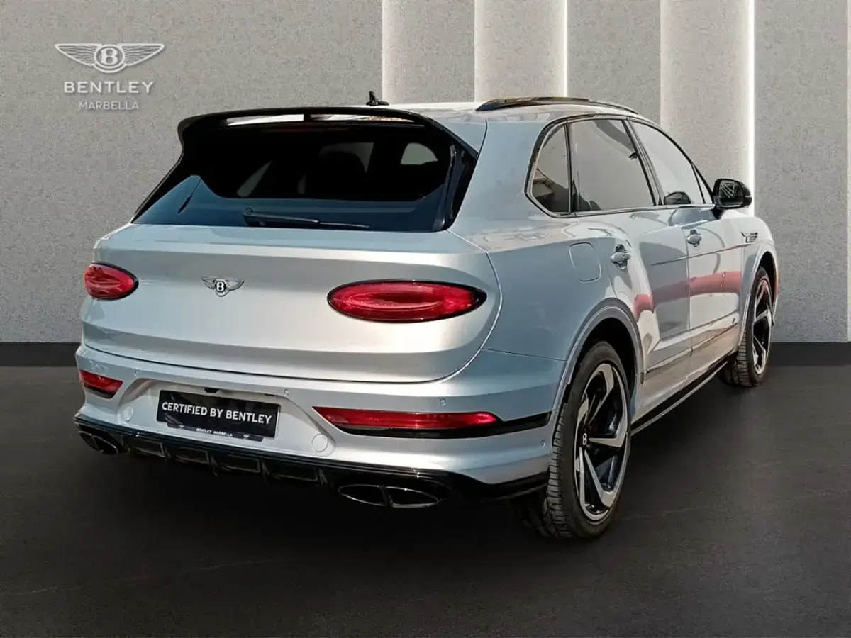 Usado Bentley Continental GT 550 CV (404 kW) 2024 Plata metalizado