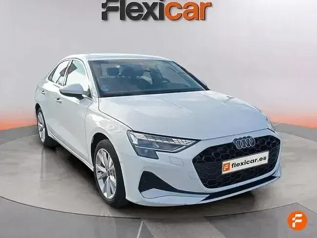 Usado Audi A3 Advanced Plus 116 CV (85 kW) 2024 Blanco Berlina