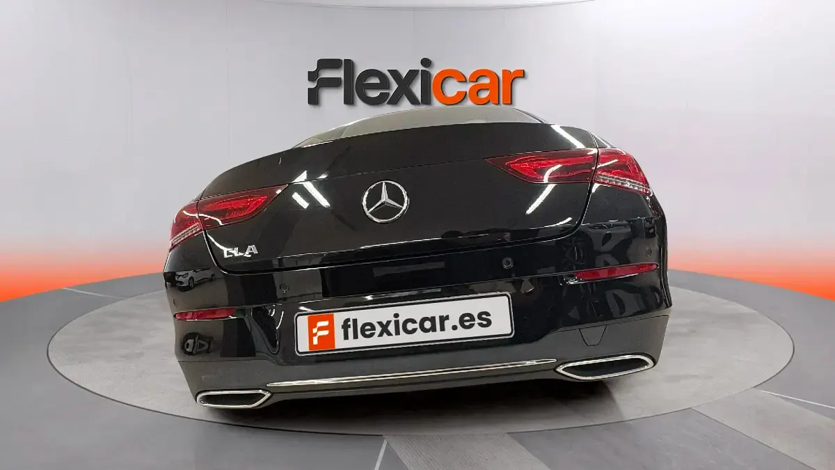 Usado Mercedes CLA180 136 CV (100 kW) 2020 Negro Coupe