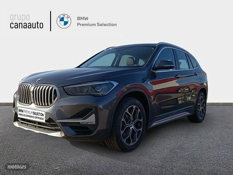 Gris Usado 2022 BMW X1 Executive SUV | 30.900 € - Imagen 1/4