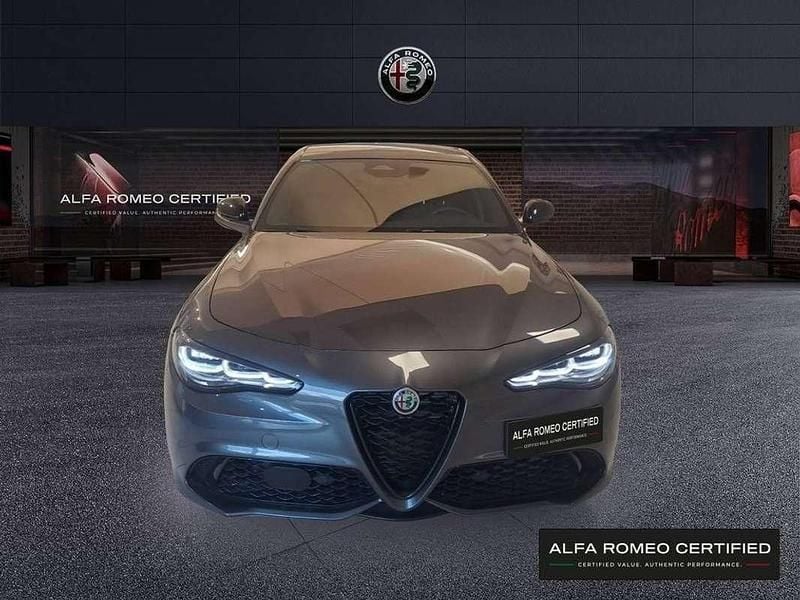 Usado Alfa Romeo Giulia Veloce 209 CV (153 kW) 2025 Gris Berlina