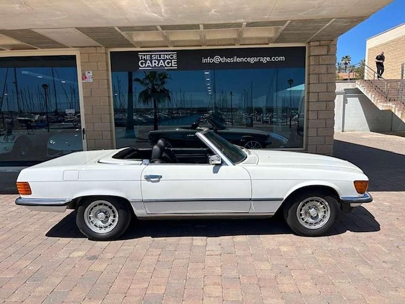 Usado Mercedes SL280 185 CV (136 kW) 1983 Blanco Descapotable