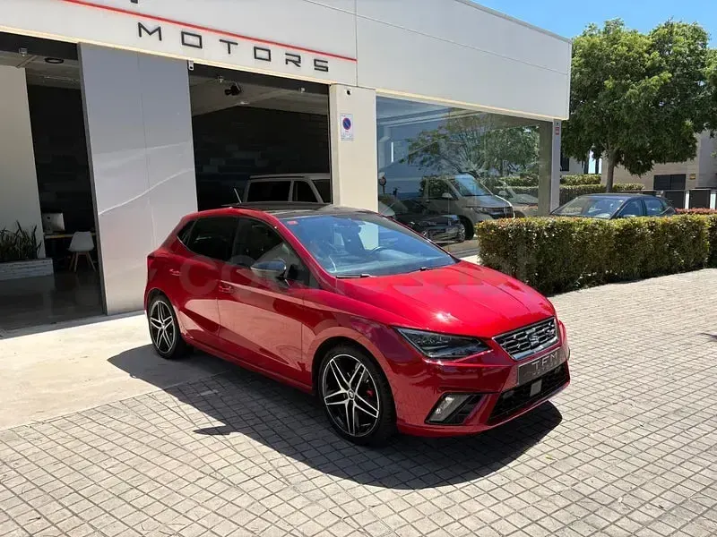 Usado Seat Ibiza FR 115 CV (84 kW) 2019 Granate Utilitario