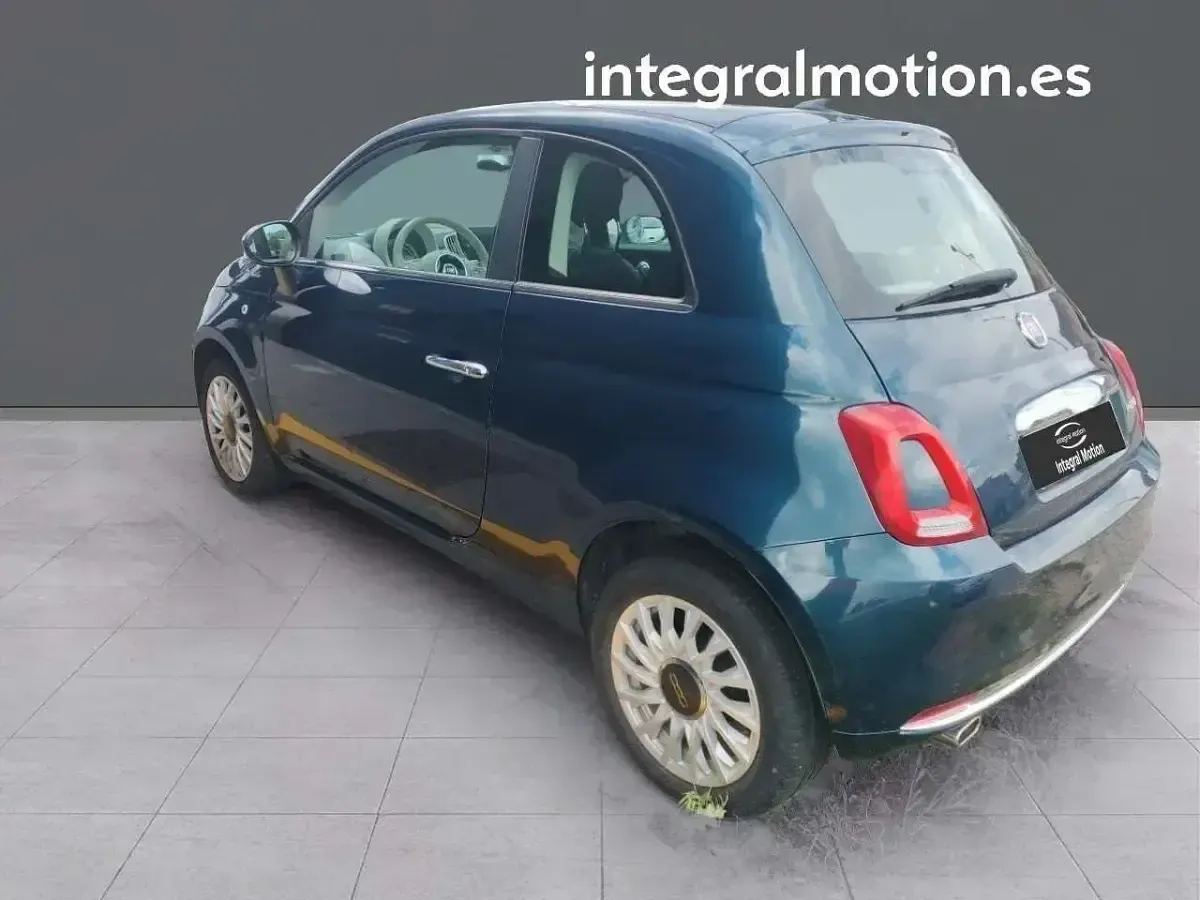 Usado Fiat 500 Dolcevita 69 CV (50 kW) 2022 Azul Utilitario