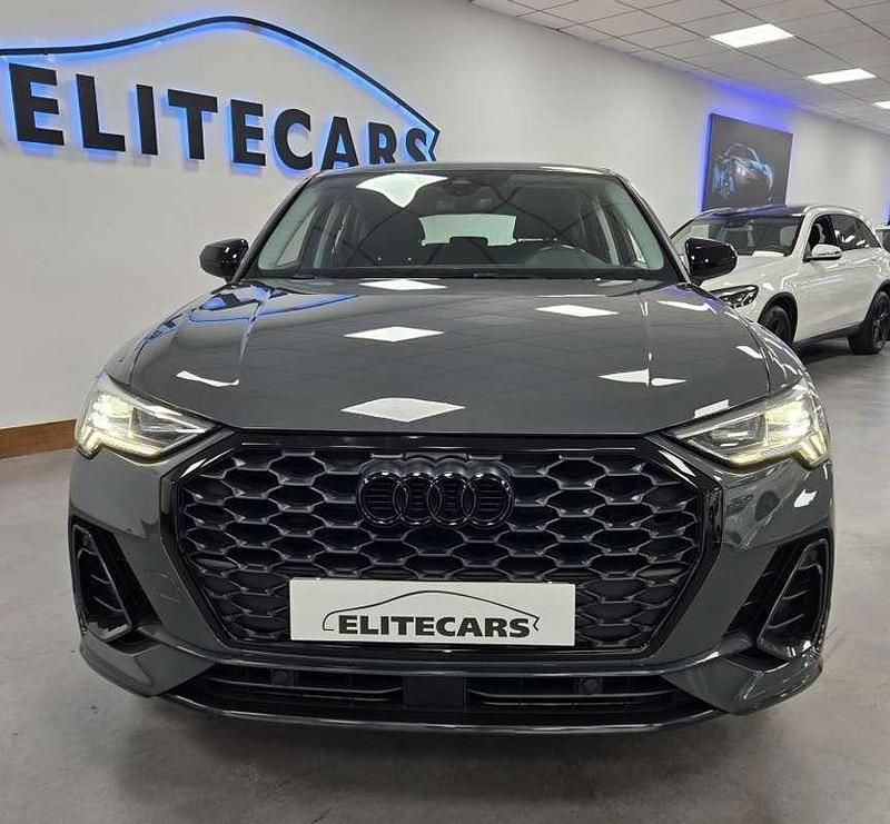 Usado Audi Q3 Sportback Sport 150 CV (110 kW) 2021 Gris / plata SUV