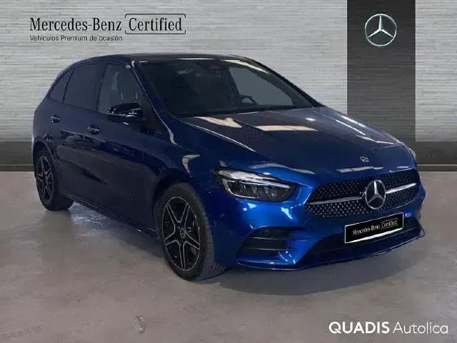 Usado Mercedes B250e 218 CV (160 kW) 2025 Azul espectra Monovolumen
