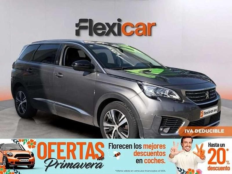 Usado Peugeot 5008 Allure 131 CV (96 kW) 2020 Gris SUV