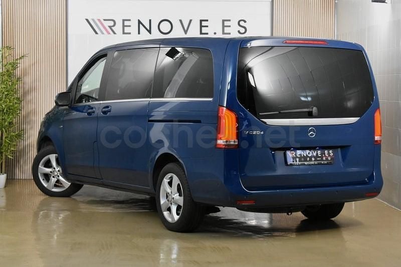 Usado Mercedes V220 Avantgarde 163 CV (119 kW) 2018 Azul Monovolumen