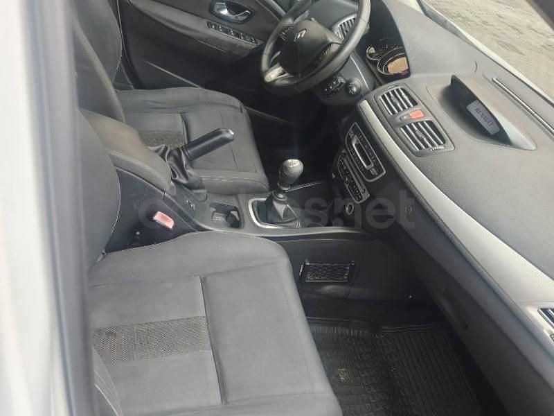 Usado Renault Mégane Authentique 85 CV (62 kW) 2010 Blanco Berlina