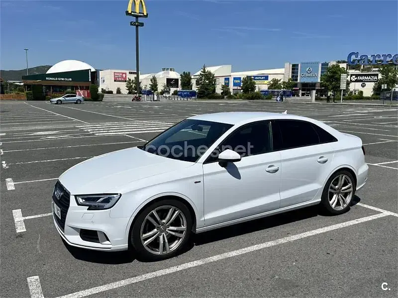 Usado Audi A3 S-Line 184 CV (135 kW) 2018 Blanco Berlina