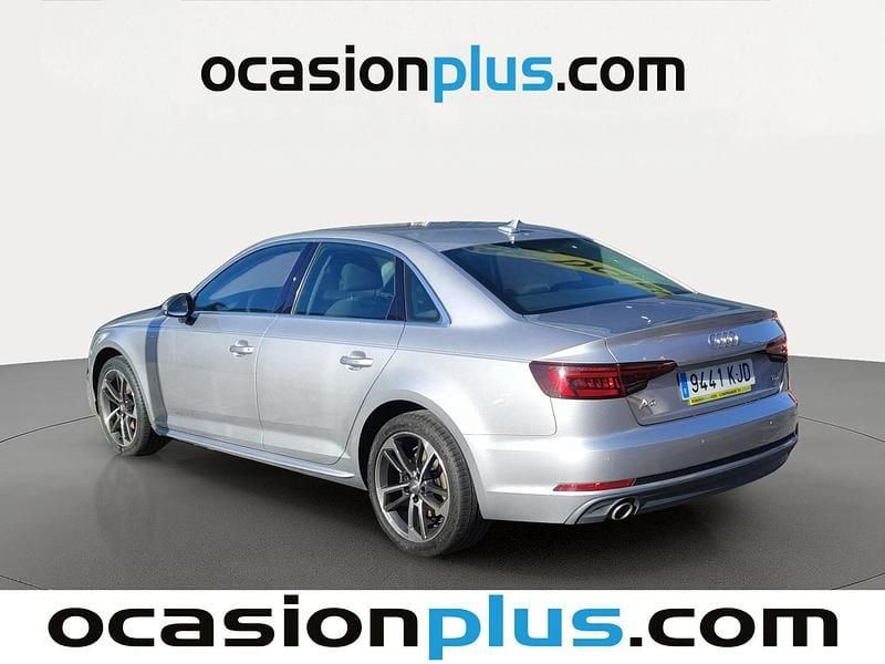 Usado Audi A4 S-Line 150 CV (110 kW) 2018 Gris Berlina