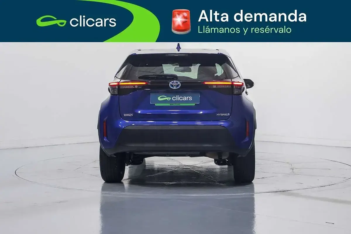 Usado Toyota Yaris Cross Active 91 CV (66 kW) 2023 Azul SUV