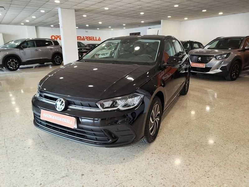 Usado VW Polo Life 95 CV (69 kW) 2024 Negro Utilitario