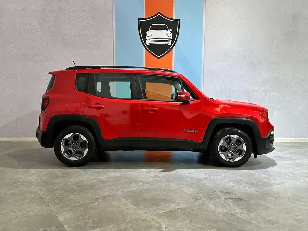 Usado Jeep Renegade Longitude 120 CV (88 kW) 2016 Rojo SUV
