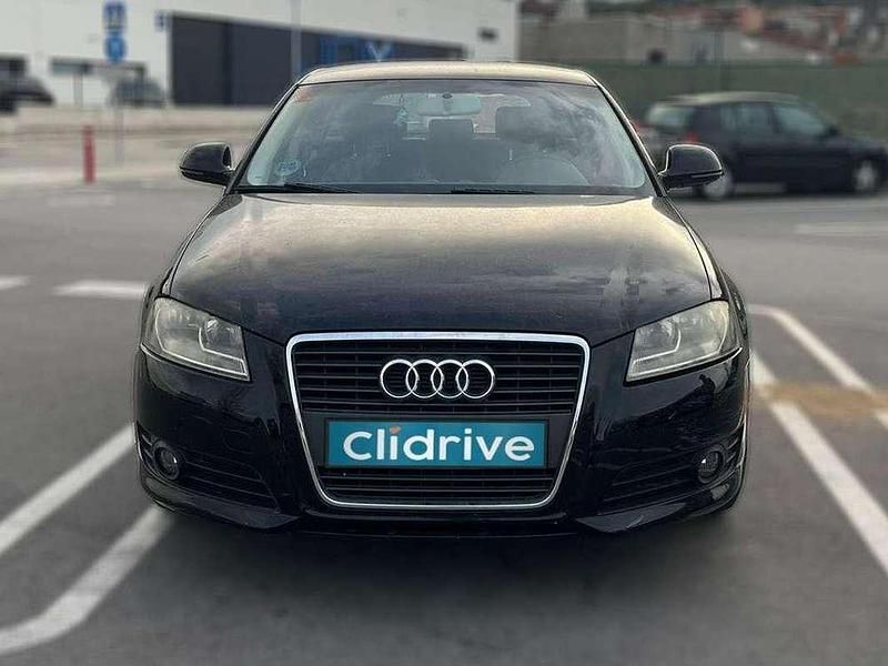 Usado Audi A3 Sportback Ambiente 125 CV (91 kW) 2009 Negro Utilitario