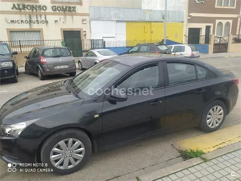 Usado Chevrolet Cruze LS 113 CV (83 kW) 2010 Azul Berlina