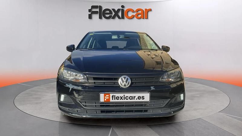 Usado VW Polo Advance 75 CV (55 kW) 2018 Negro Utilitario