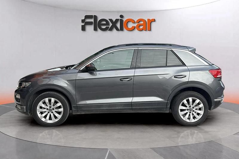Usado VW T-Roc Advance 110 CV (80 kW) 2021 Gris SUV