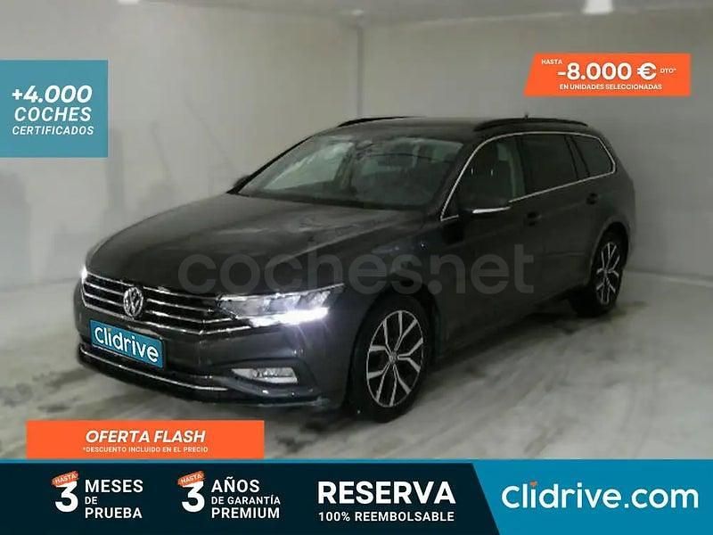 Usado VW Passat 150 CV (110 kW) 2020 Gris / plata Familiar