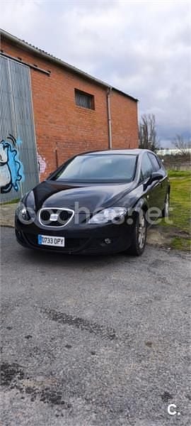 Usado Seat Leon Stylance 140 CV (102 kW) 2005 Negro Berlina