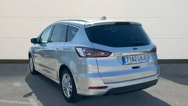 Usado Ford S-MAX Titanium 150 CV (110 kW) 2020 Gris Monovolumen