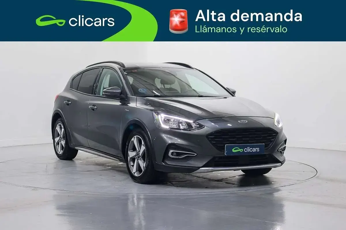 Usado Ford Focus Active 125 CV (91 kW) 2021 Negro Utilitario