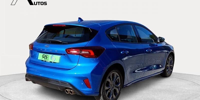 Usado Ford Focus ST-Line 125 CV (91 kW) 2023 Azul Utilitario