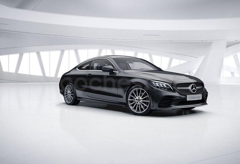 Usado Mercedes C220 194 HP (142 kW) 2019 Cinzento Coupé