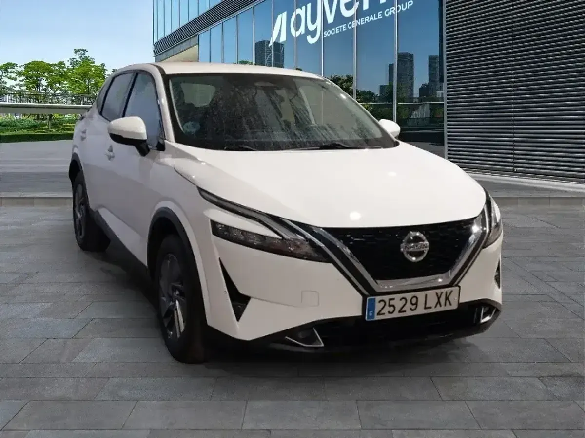 Usado Nissan Qashqai Acenta 140 CV (102 kW) 2022 Blanco SUV