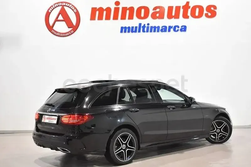 Usado Mercedes C300e 306 CV (225 kW) 2020 Negro Familiar