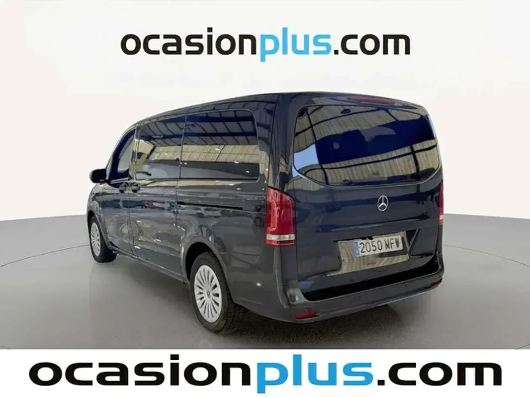 Usado Mercedes Vito 163 CV (119 kW) 2023 Gris Van