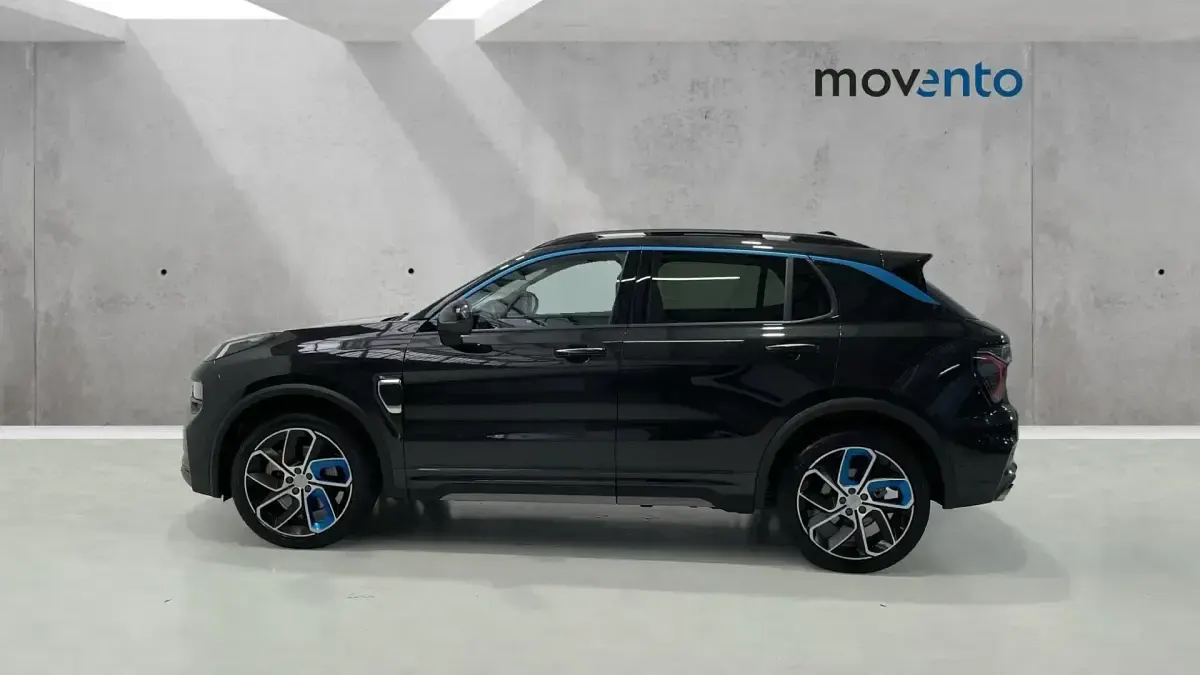 Usado Lynk & Co 01 261 CV (191 kW) 2023 Negro SUV