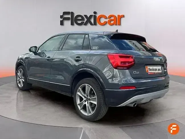 Usado Audi Q2 Design 116 CV (85 kW) 2019 Negro SUV