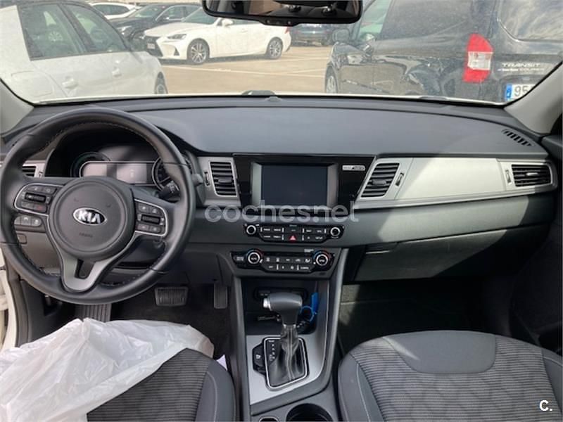 Usado Kia Niro 141 CV (103 kW) 2019 Blanco SUV