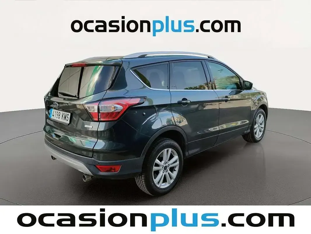 Usado Ford Kuga Titanium 120 CV (88 kW) 2018 Gris SUV