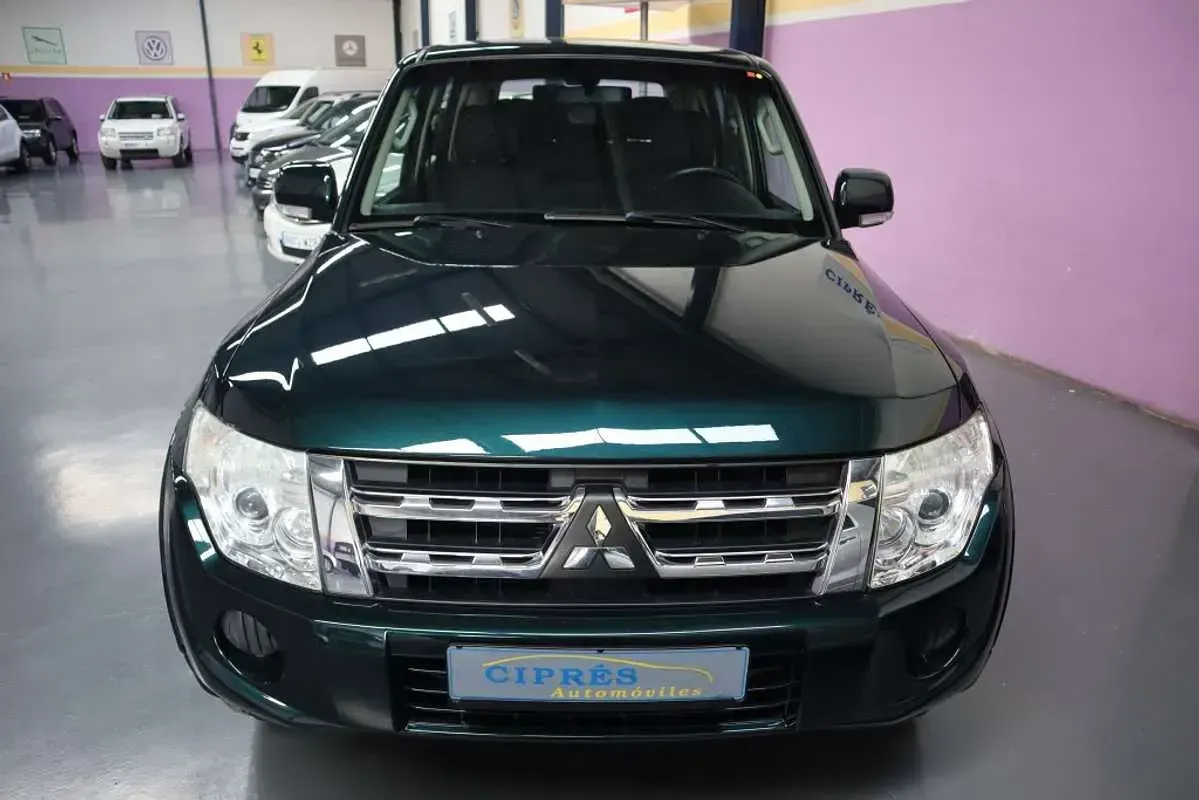 Usado Mitsubishi Montero Motion 200 CV (147 kW) 2013 Verde SUV