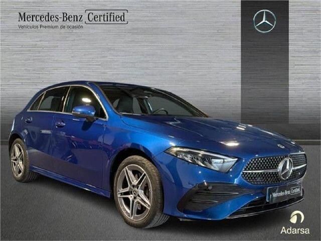 Usado Mercedes A250 AMG line 218 CV (160 kW) 2025 Azul Berlina