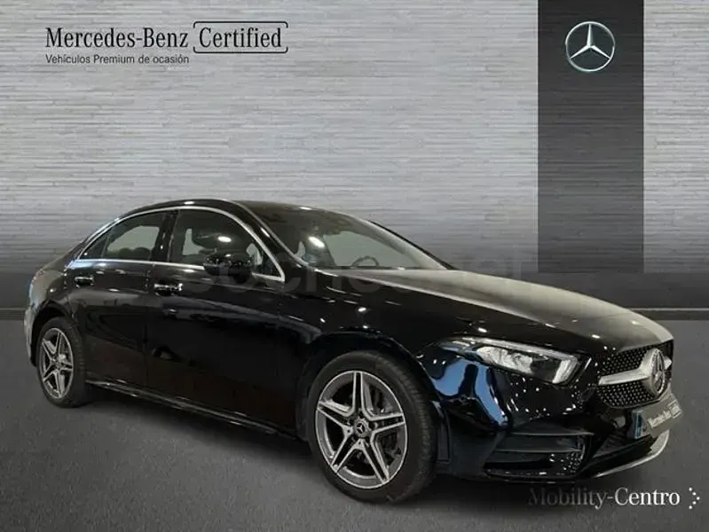 Usado Mercedes A250 218 CV (160 kW) 2022 Negro Berlina
