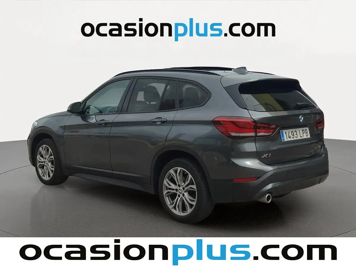 Usado BMW X1 140 CV (102 kW) 2021 Gris SUV
