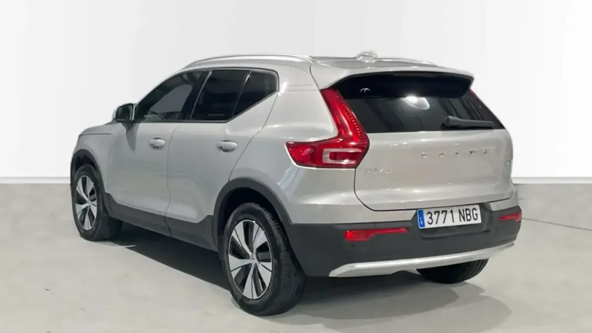 Usado Volvo XC40 Core 163 CV (119 kW) 2025 SUV
