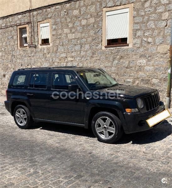 Negro Usado 2009 Jeep Patriot Sport SUV | 6500 € - Imagen 1/4