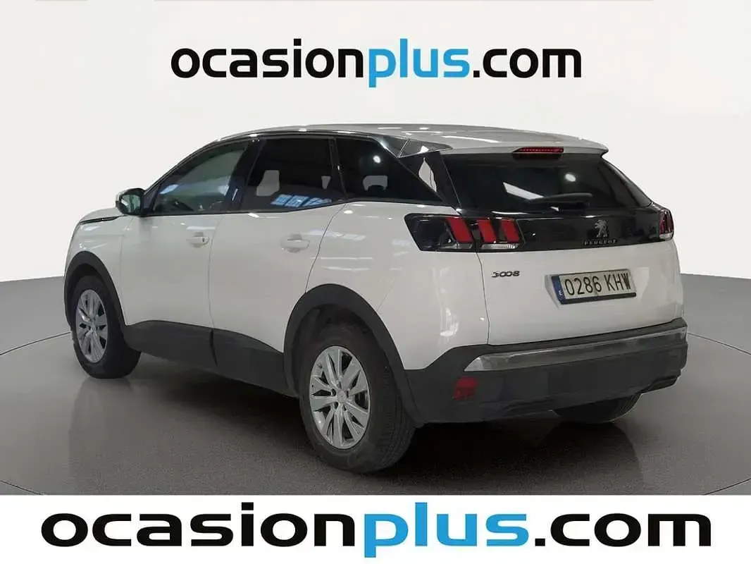 Usado Peugeot 3008 Active 120 CV (88 kW) 2018 Blanco SUV
