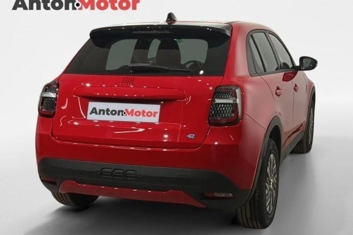 Nuevo Fiat 600E Red 114 kW (156 CV) 2025