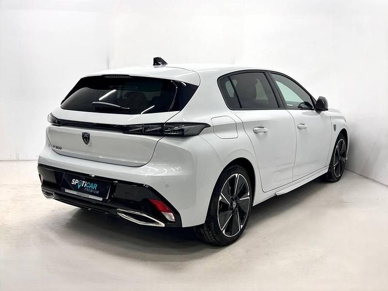 Usado Peugeot 308 114 kW (156 CV) 2023 Blanco Berlina