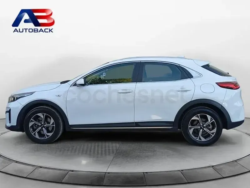 Usado Kia XCeed 136 CV (100 kW) 2023 Blanco SUV