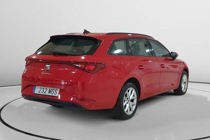 Usado Seat Leon Reference 116 CV (85 kW) 2022