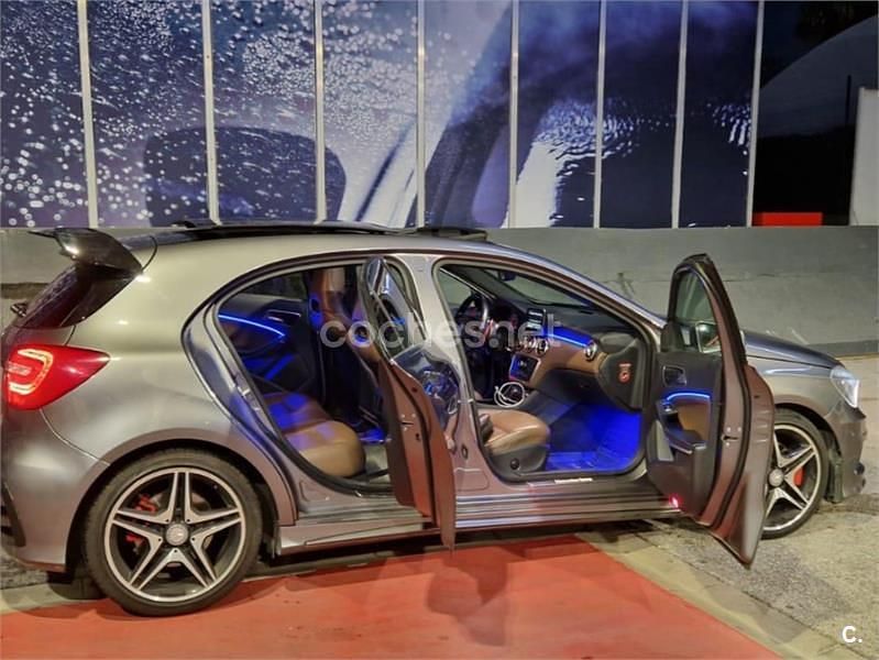 Usado Mercedes A220 AMG line 170 CV (125 kW) 2014 Gris / plata Berlina