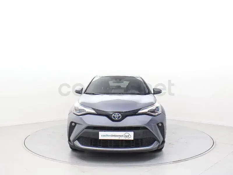 Usado Toyota C-HR Active 122 CV (89 kW) 2022 Gris / plata SUV