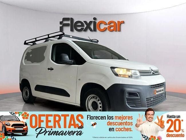 Usado Citroën Berlingo Feel 102 CV (75 kW) 2021 Blanco Monovolumen